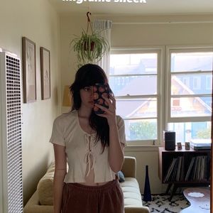 Meet your Posher, Aurora